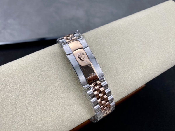 激安ロレックス着用イメージ